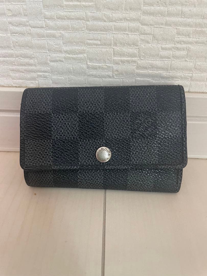 美品　LOUISVUITTON ルイヴィトン ダミエ グラフィット キーケース
