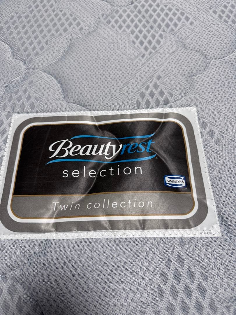 シモンズ　SIMMONS シングルベッド　2台　マットレス　　セット　シングル