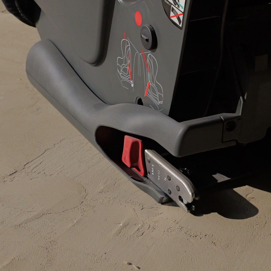 チャイルドシート　isofix対応