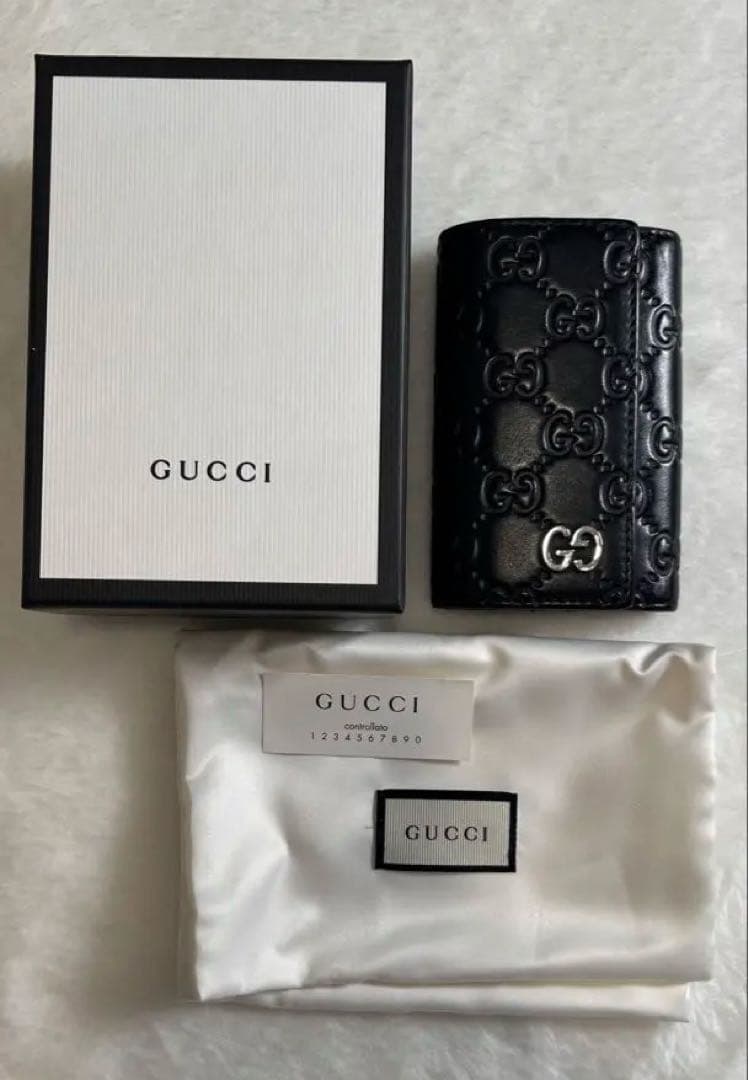 GUCCI　6連キーケース　GG型押し　リング　シマレザー