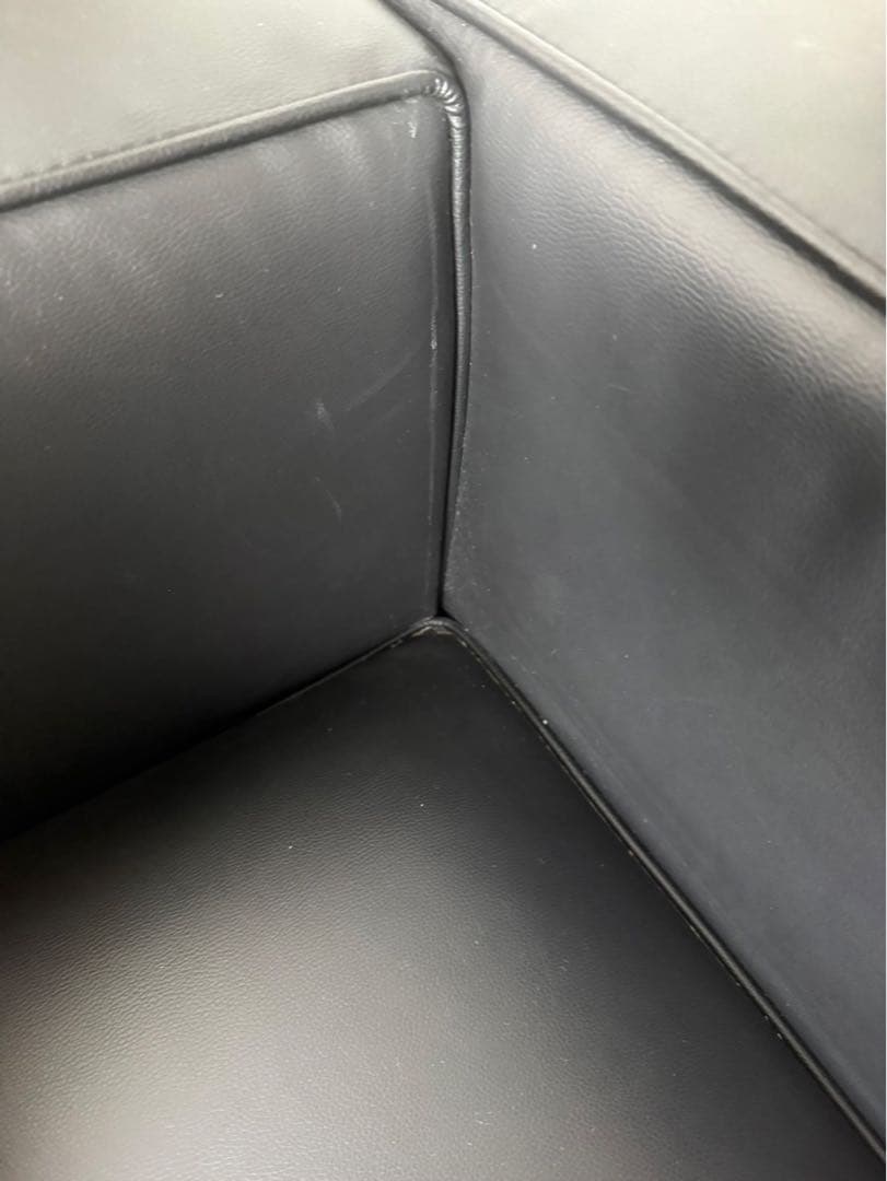 最終価格　デザイナーズソファLC2 使用頻度少なめ　4月末に処分予定