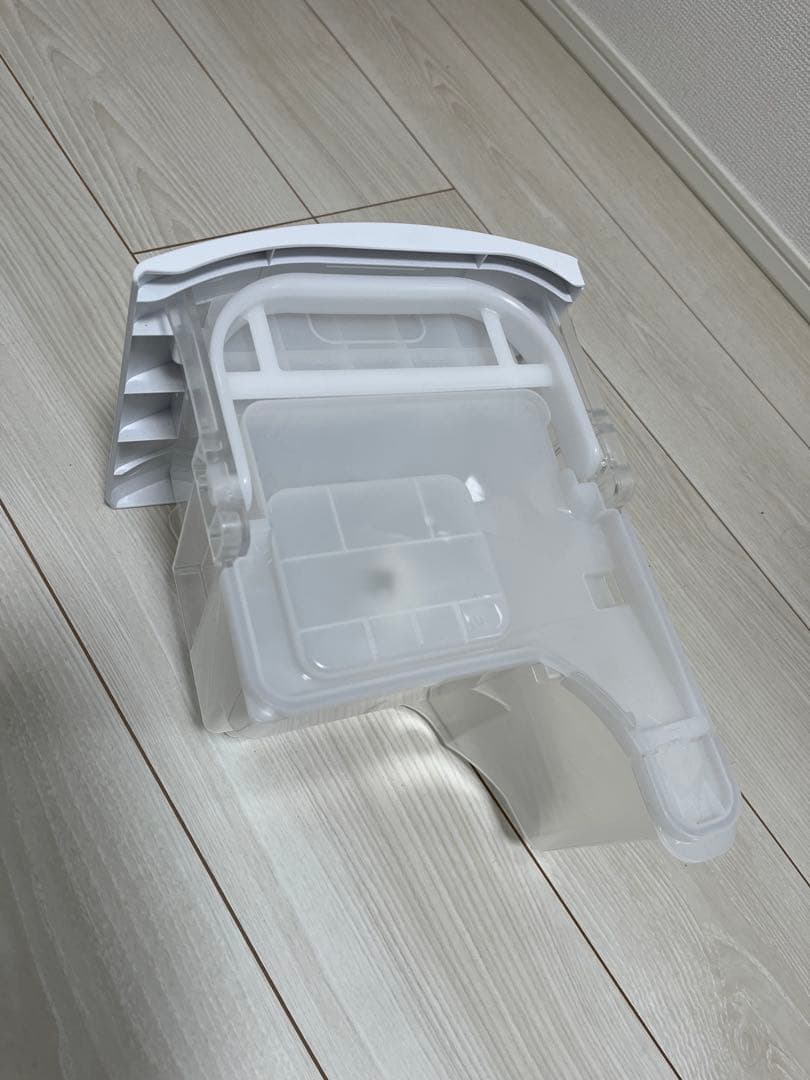 【美品】2023年製 Panasonic衣類乾燥機 F-YHVX120