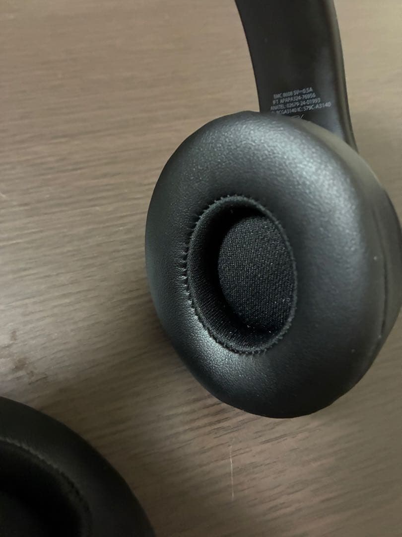 Beats Solo4 Wireless ブラック