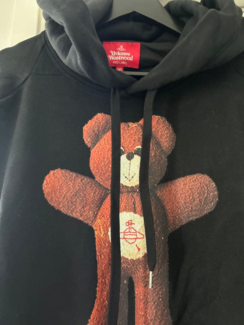 ヴィヴィアンウエストウッド　クマプリント ブラックパーカー フード付き