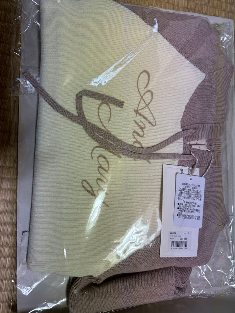 トップス Andmary Letter mary logo tops