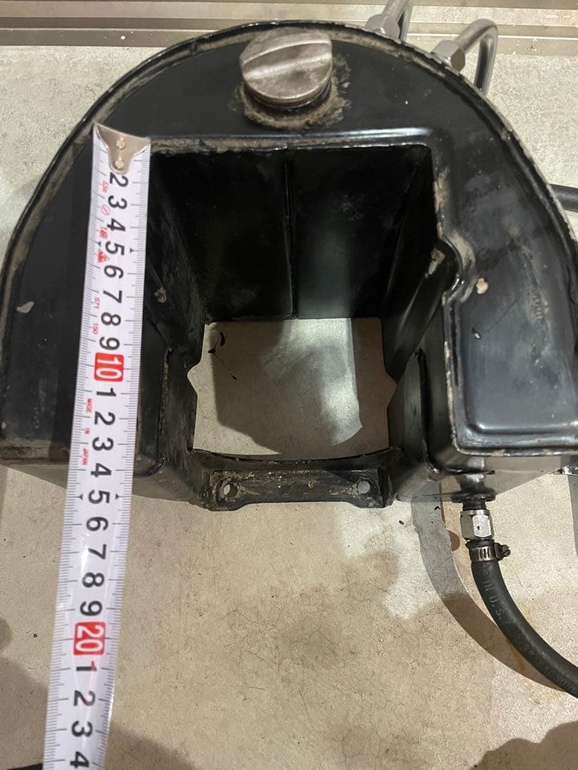 ハーレー　オイルタンク　ブラック