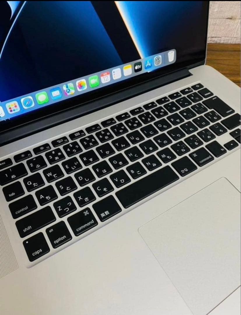 MacBook Pro 15インチ　16GB 512GB