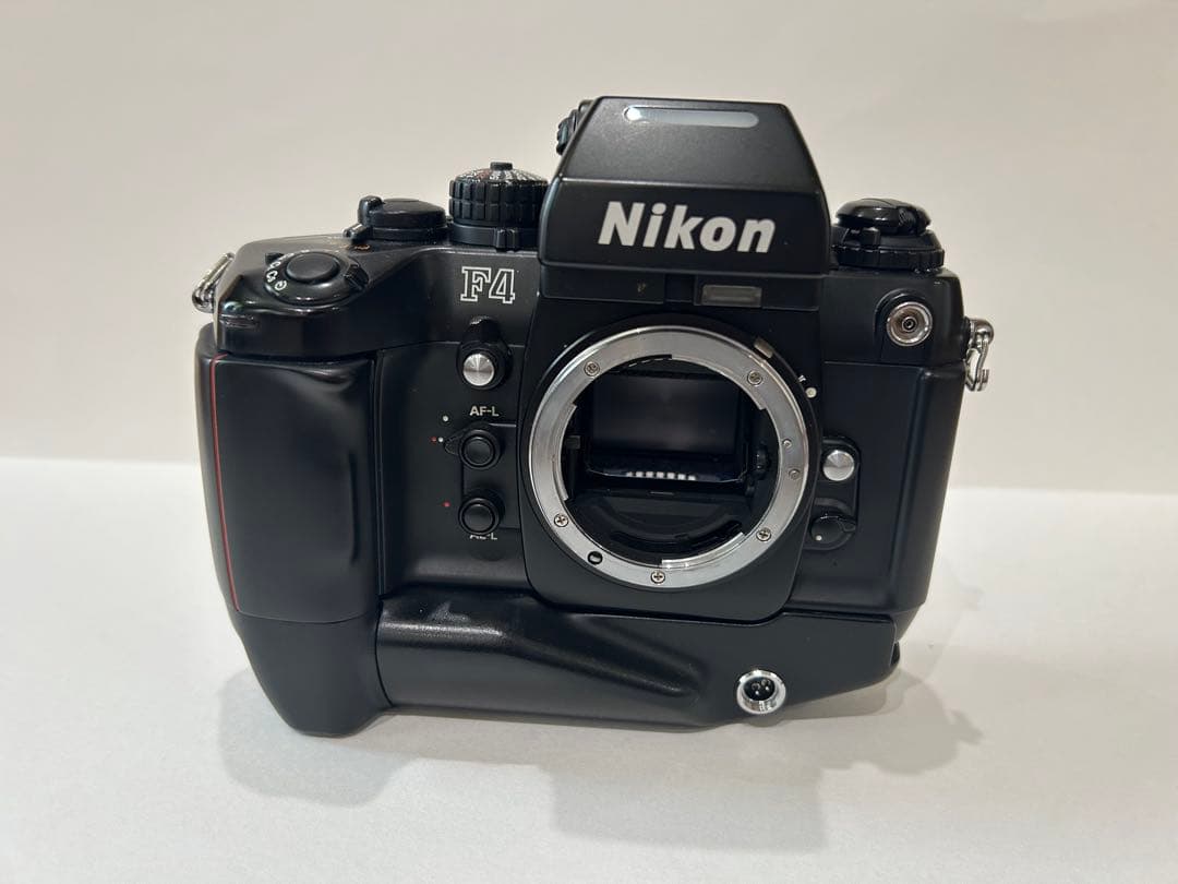 Nikon F4 一眼レフカメラ 28-105mmレンズ付き