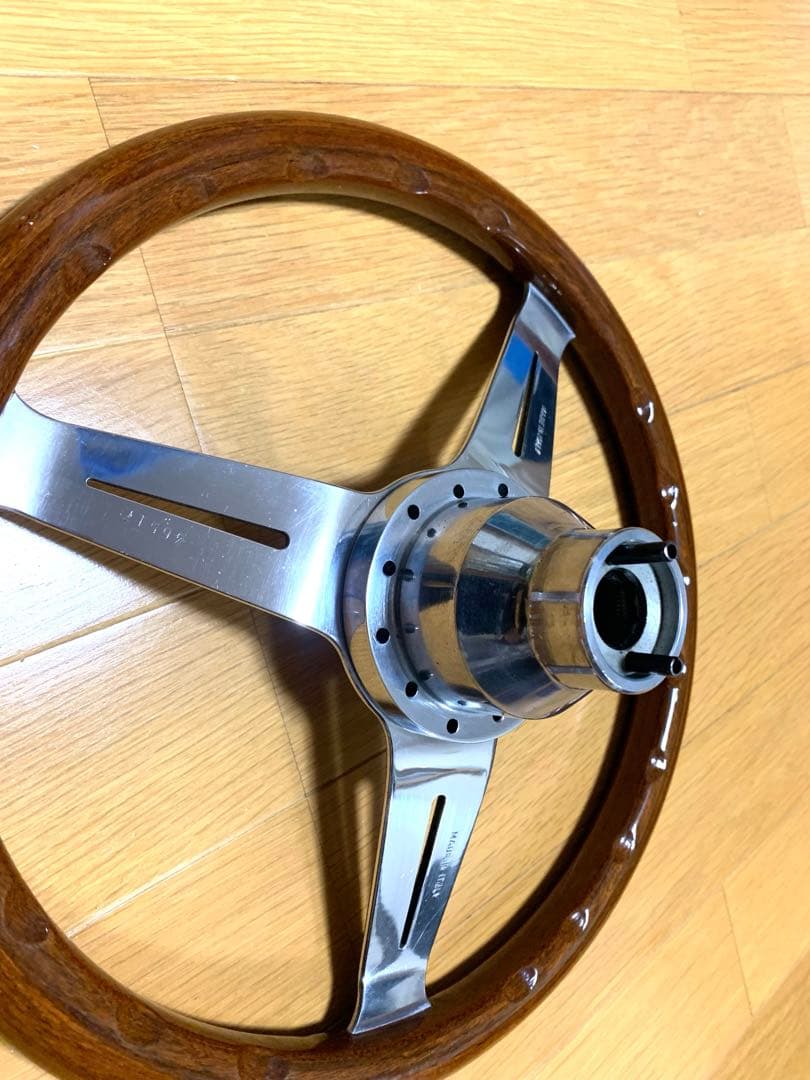 Nardi CLASSIC ウッド/ポリッシュスポーク（直径33cm）