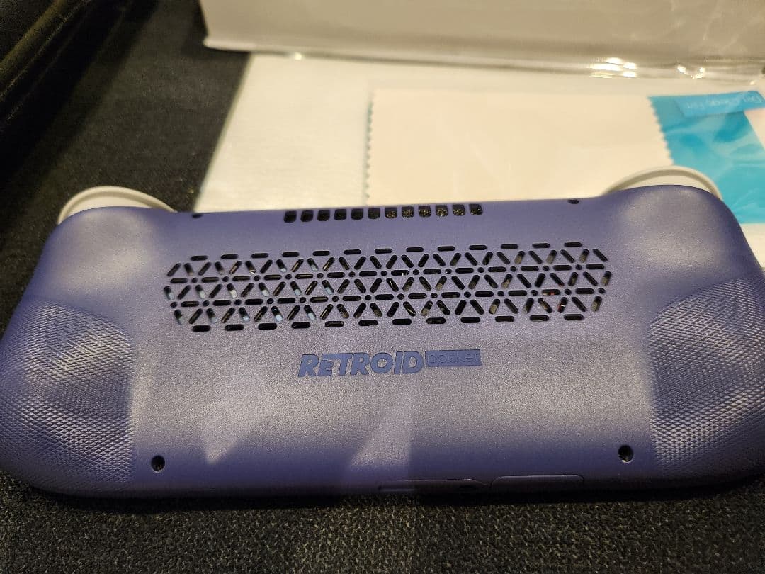 Retroid Pocket 5　GCカラー