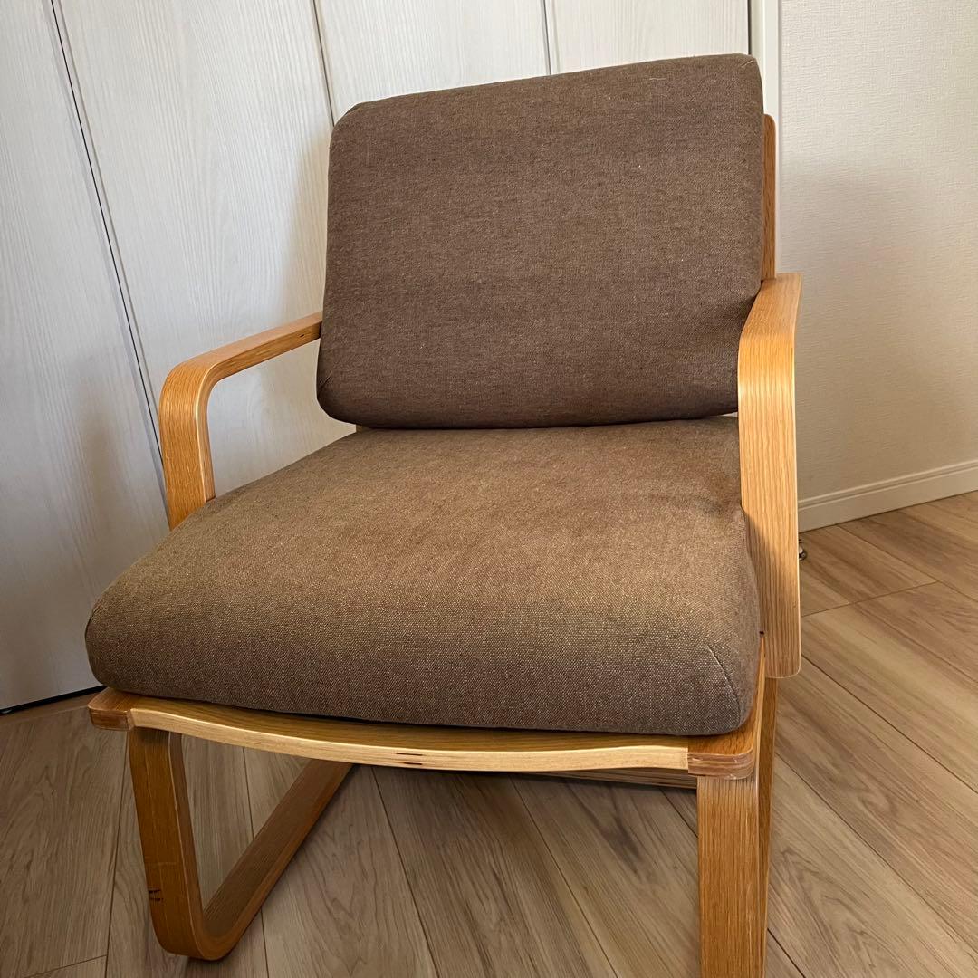 MUJI リビングでもダイニングでもつかえるソファチェア