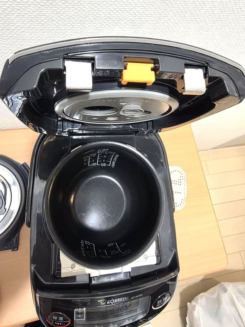​象印 NP-RT05-BA 圧力IH炊飯ジャー 3合炊き 2024年製