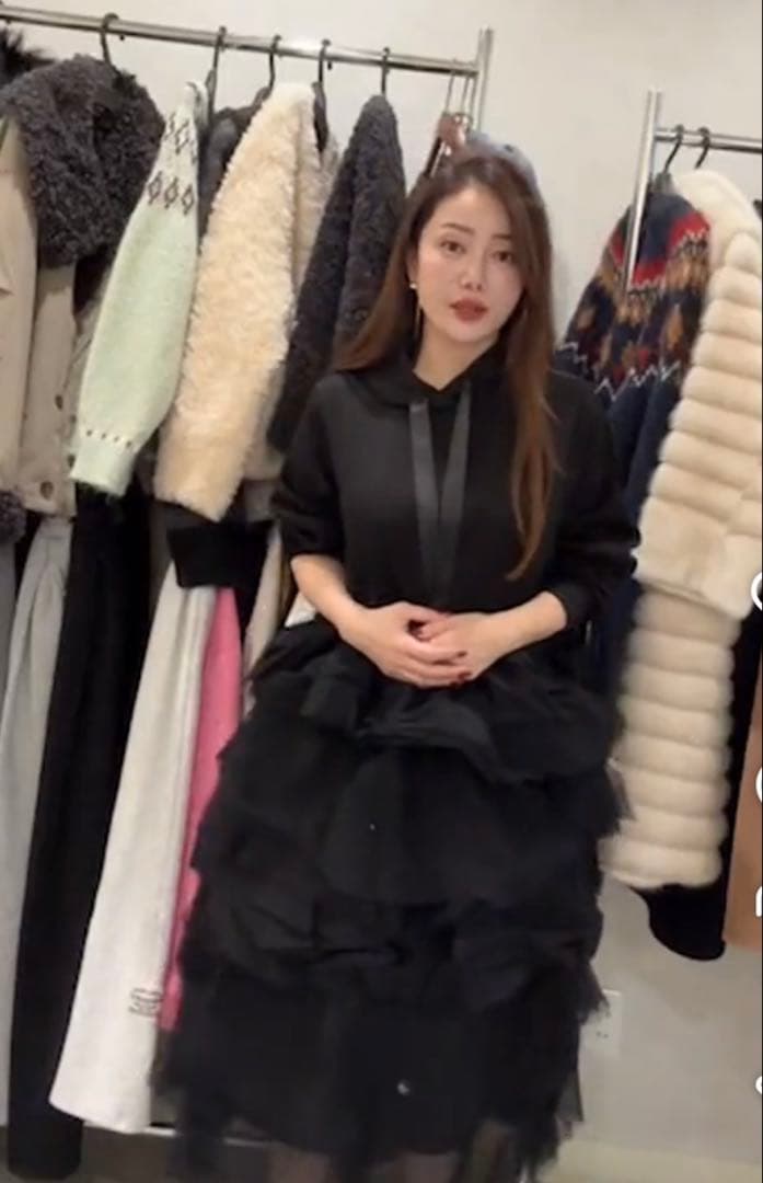 ピッチン　piccin ティアードチュールダンボールワンピース