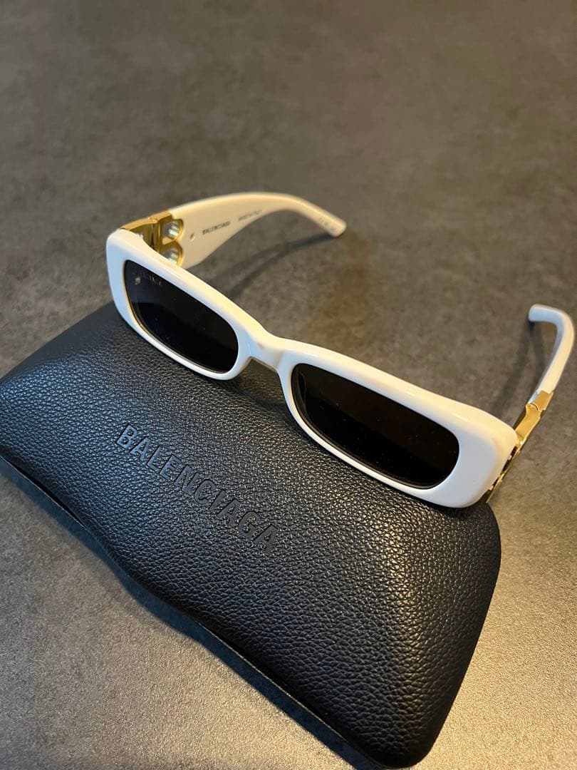 【シャイル】 BALENCIAGA サングラス　(平本蓮、ラッパー着用)