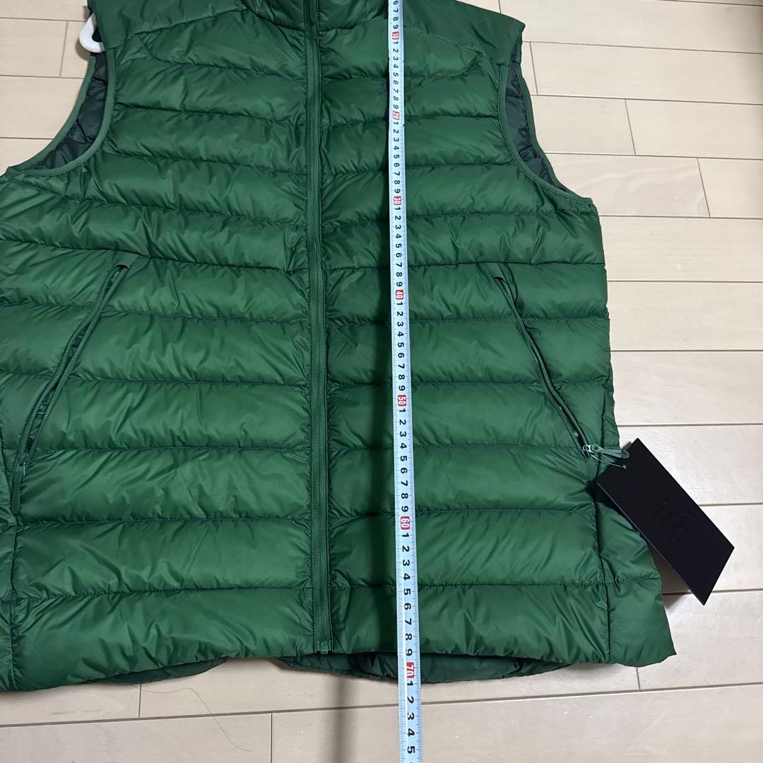 ARC'TERYX グリーン ベスト L 新品タグ付き