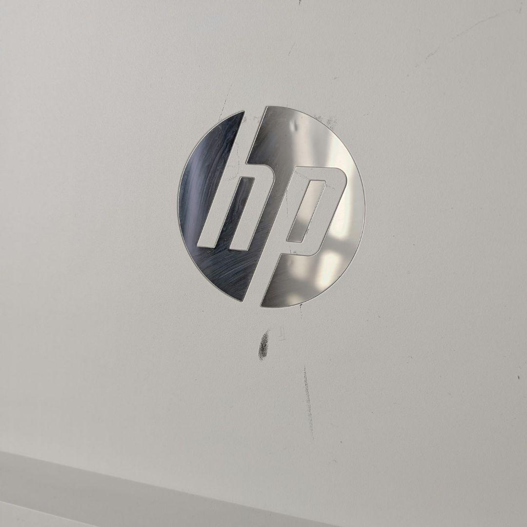 HP 27q Pavilion 27\" QHD Monitor 本体