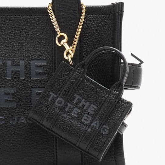 定価19800円 マークジェイコブス ザナノトートバッグチャーム