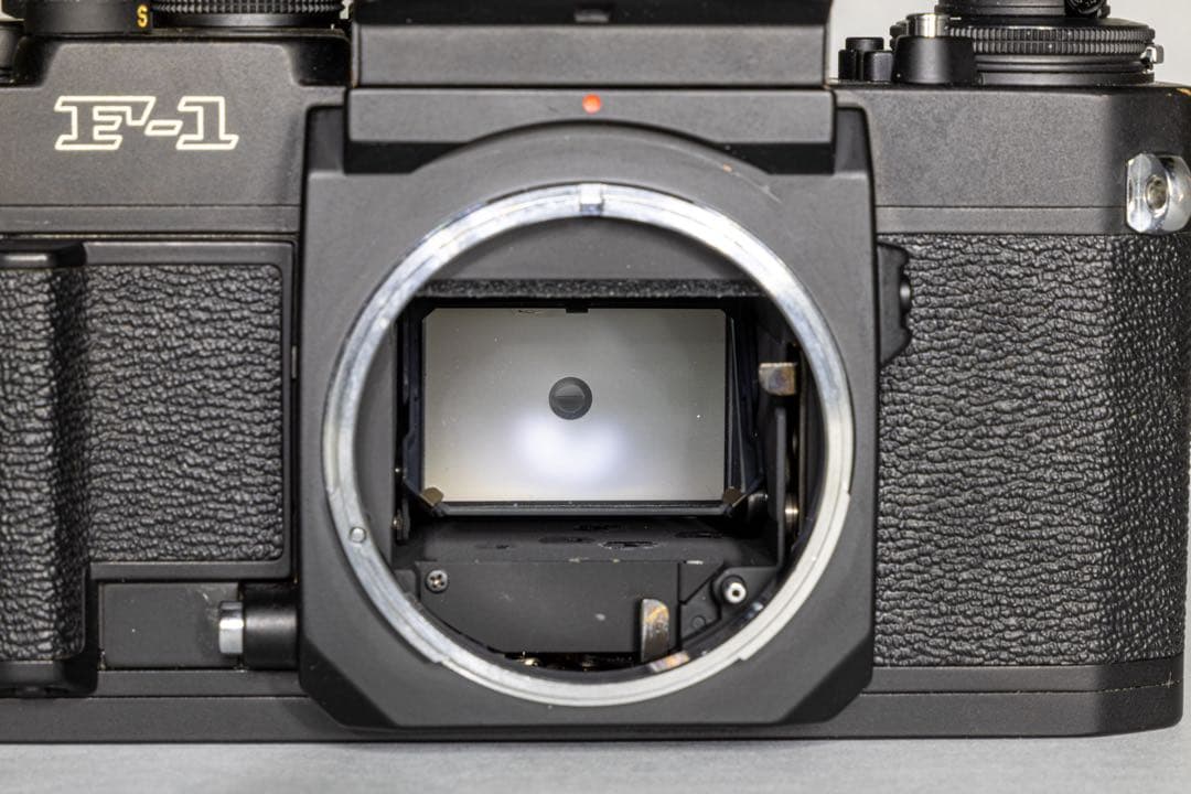 Canon F-1 一眼レフカメラ 35mm AEファインダー付き