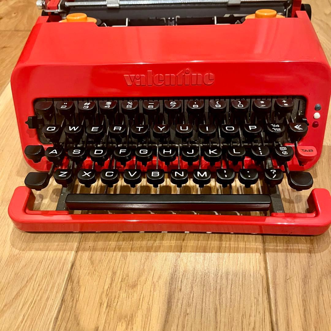【バレンタイン】オリベッティ　タイプライターOlivetti Valentine