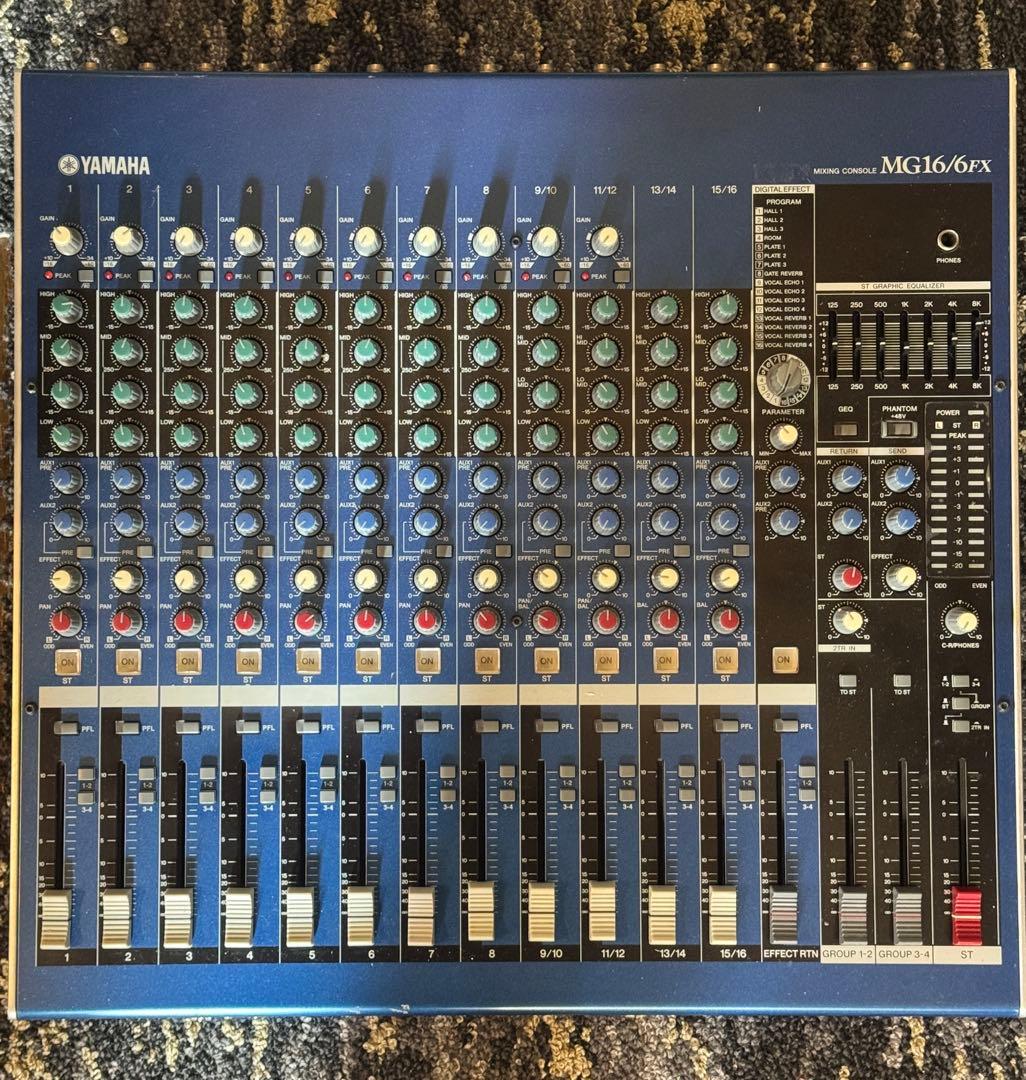 YAMAHA MG16/6FX アナログミキサー