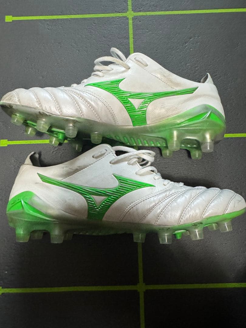 Mizuno Morelia サッカーシューズ ホワイト/グリーン