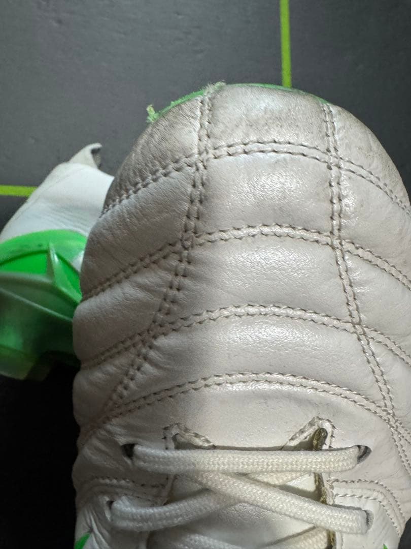 Mizuno Morelia サッカーシューズ ホワイト/グリーン