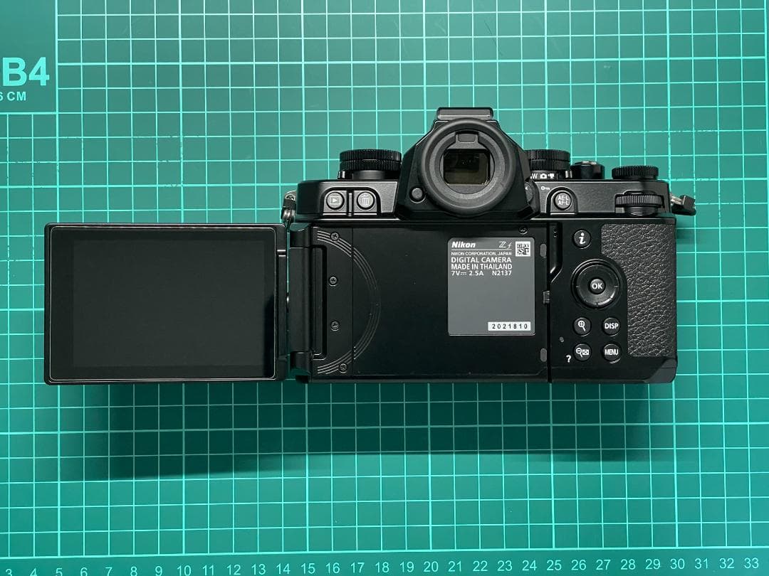 [美品・保証残] Nikon Zf レンズキット 40mm f2 SE グリップ