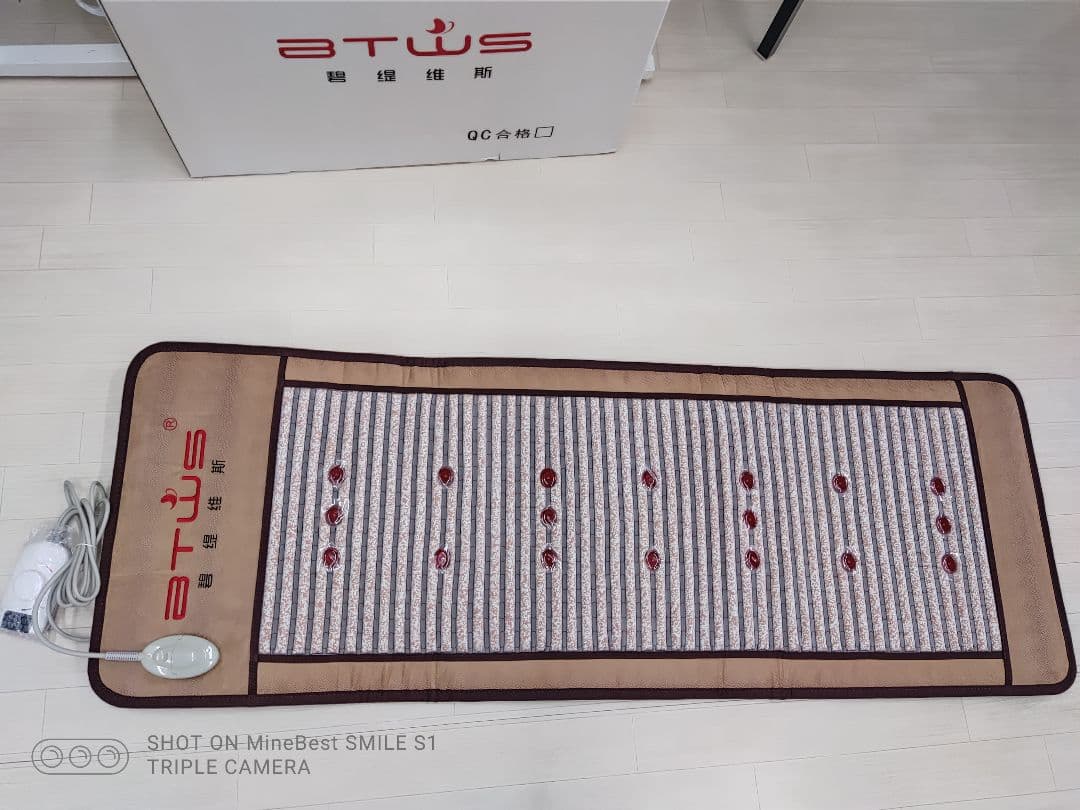 電磁石　遠赤外線　温熱ホットカーペット