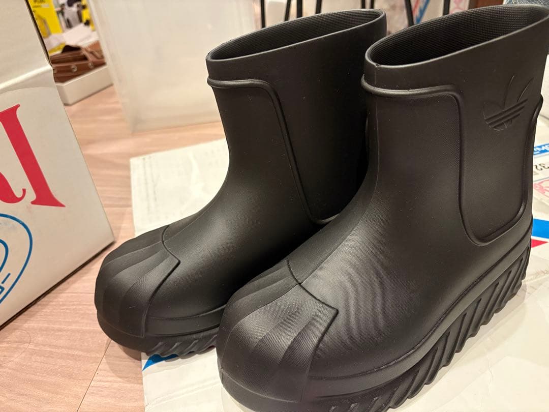 靴 adidas originals ADIFOM SST BOOT