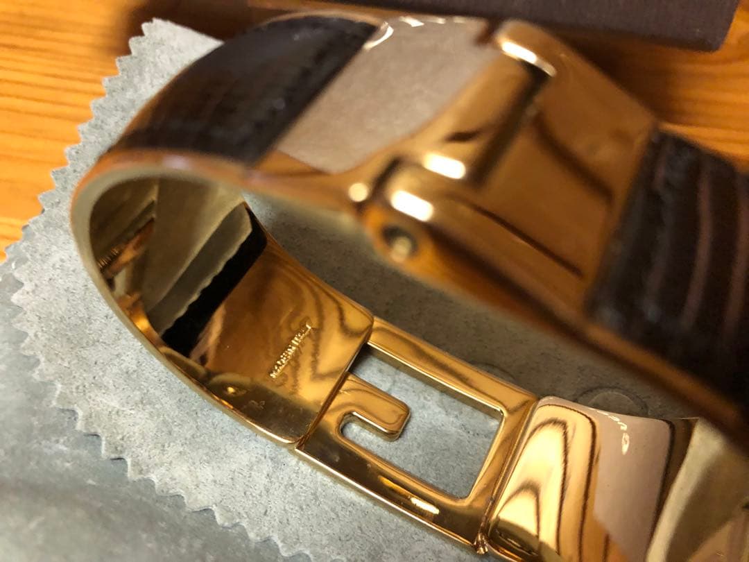 m*a様 GUCCI バングル