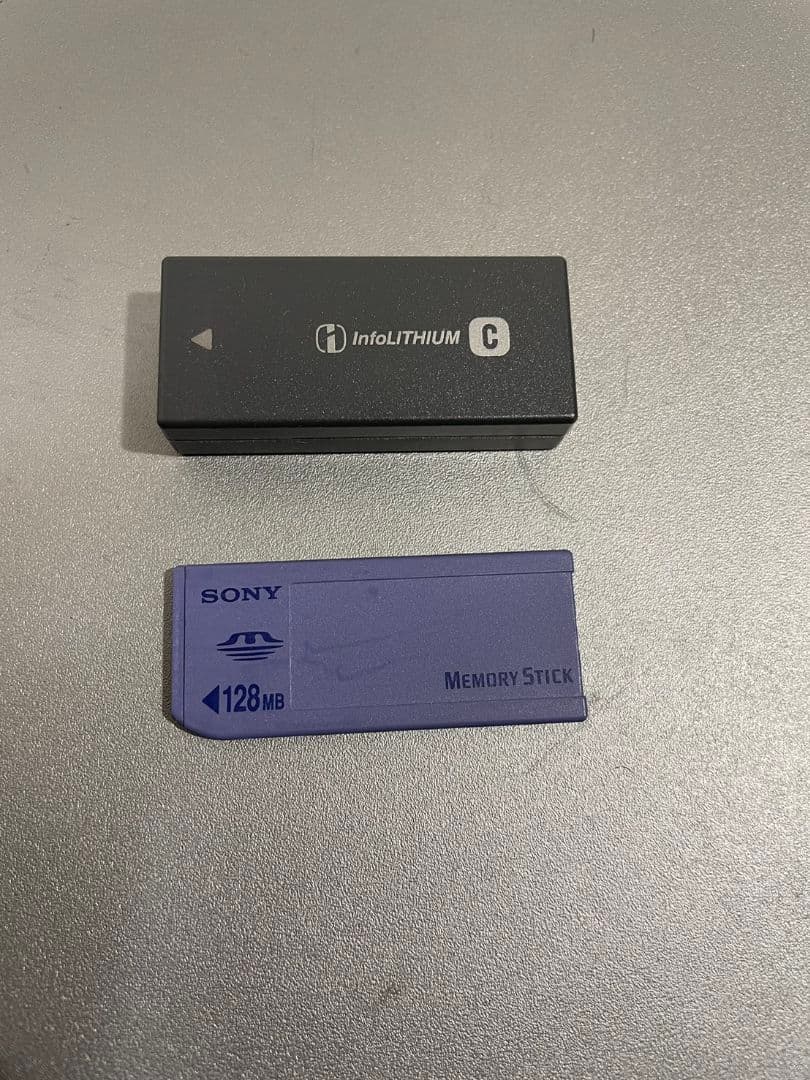 SONY Cyber shot DSC-F77 デジタルカメラ デジカメ