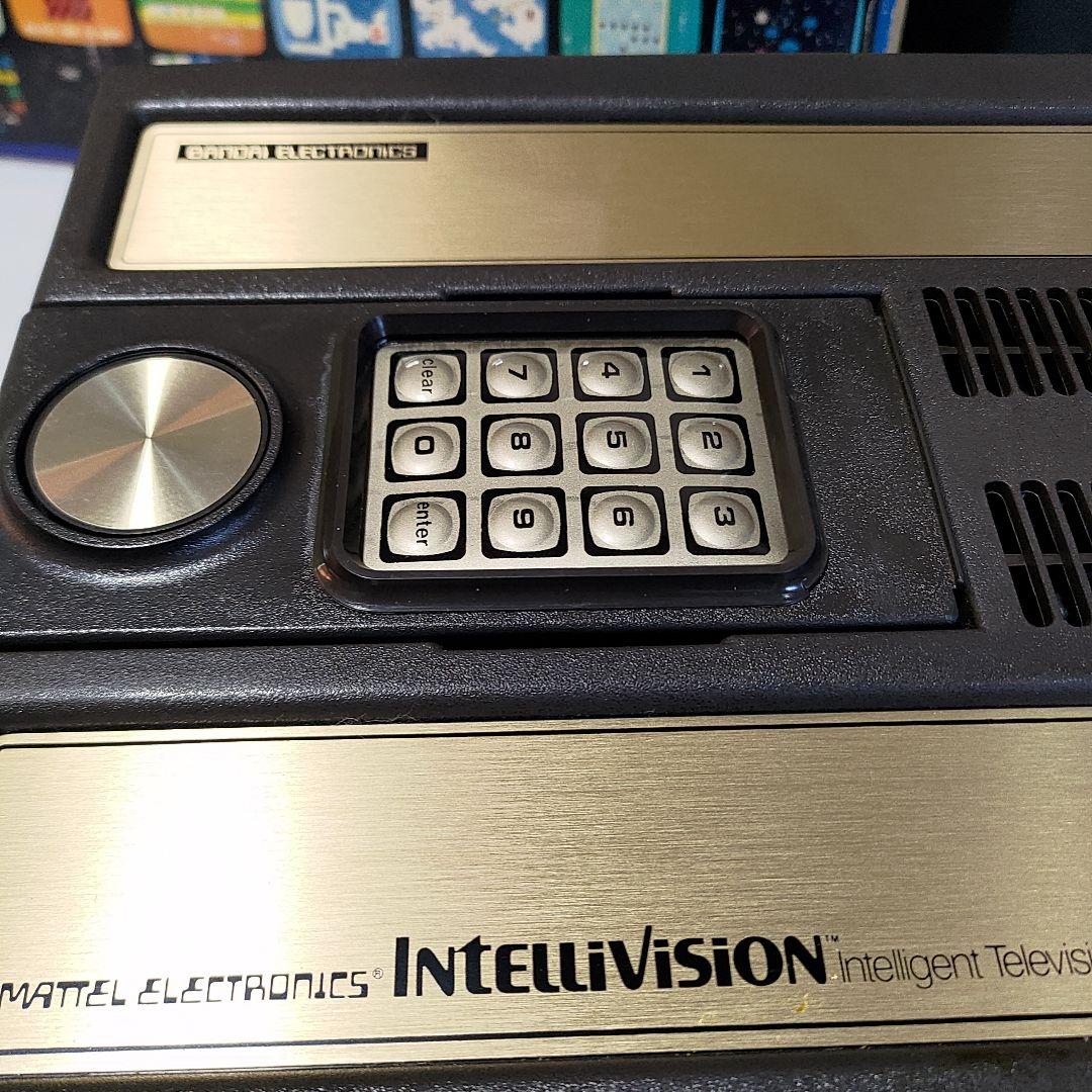 ★箱説付き★バンダイ国内版インテレビジョン本体&ソフト3本つき　中古動作品現状渡