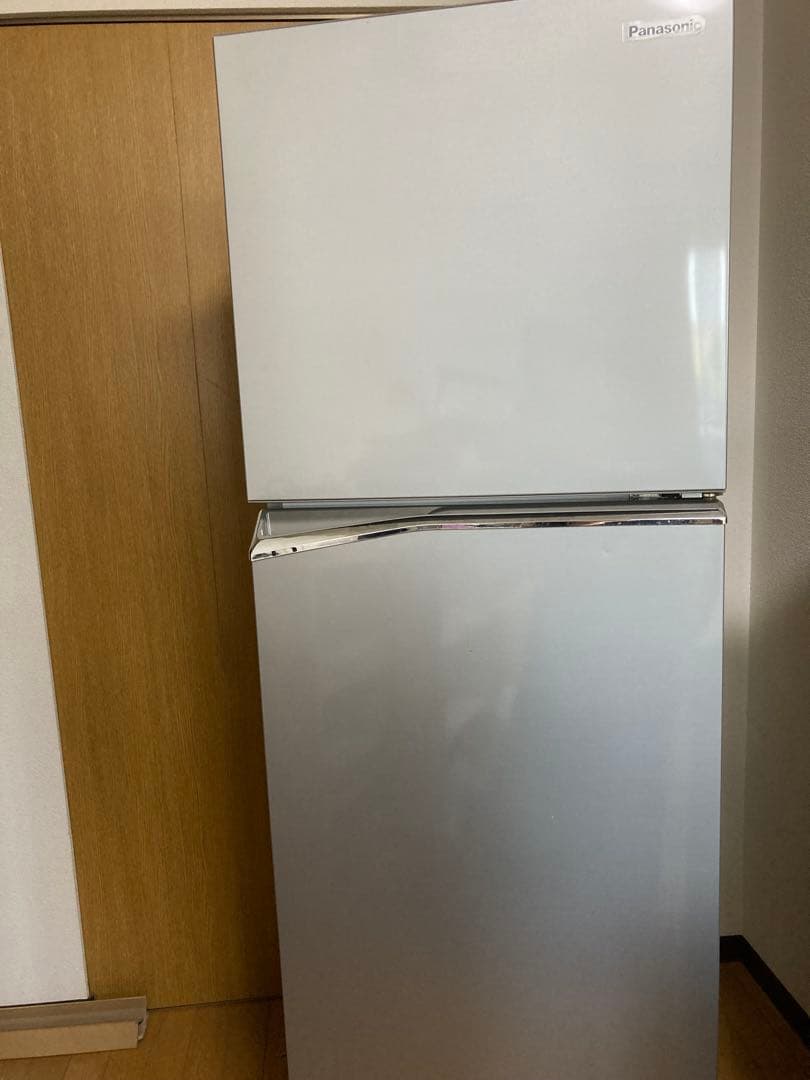 2022年製　Panasonic　【送料込】248L 冷蔵庫　NR-B251T
