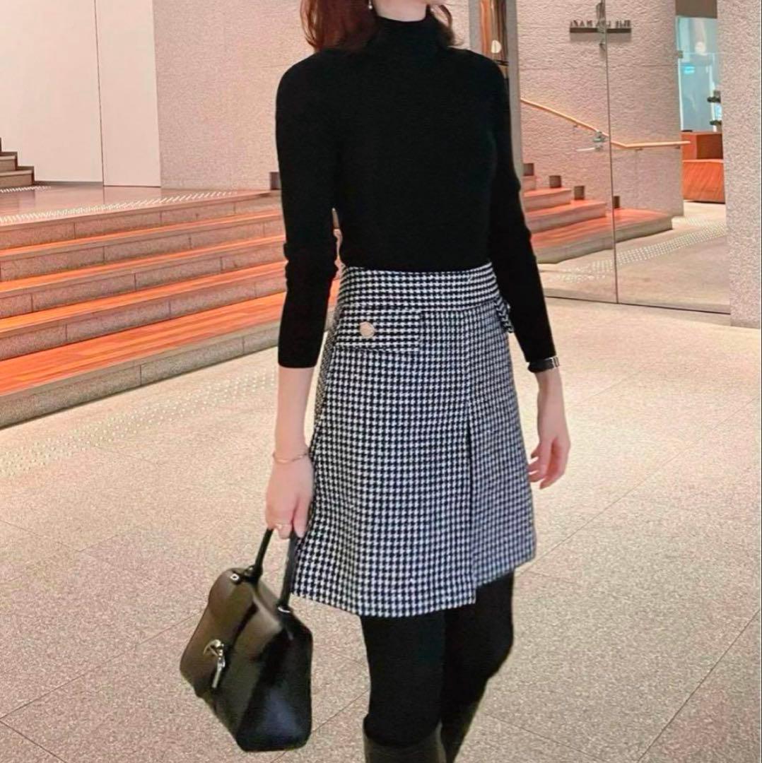 チェックミニスカート