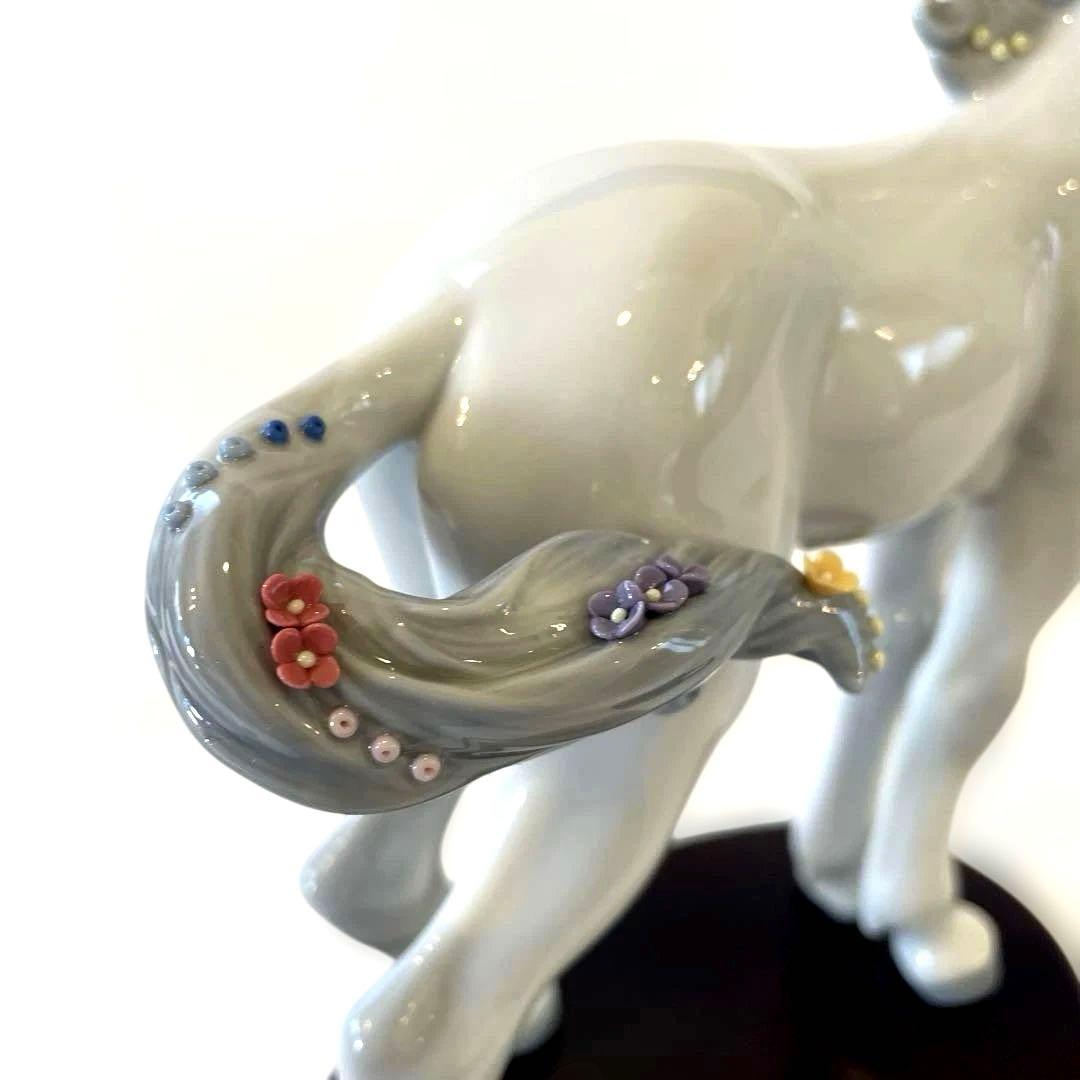 LLADRÓリヤドロTheHorse 馬　ゾディアック 十二支 干支フィギュリン