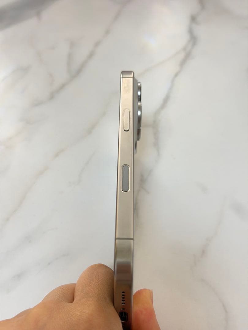 ♡iPhone 16 Pro ホワイト128GB 本体 SIMフリー♡