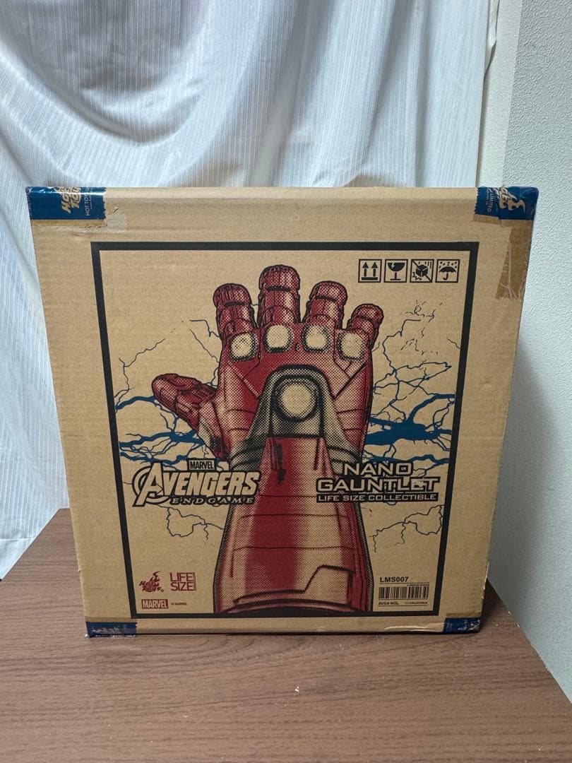 チ*ラ様 ホットトイズ１／１スケールレプリカ　ナノ・ガントレット