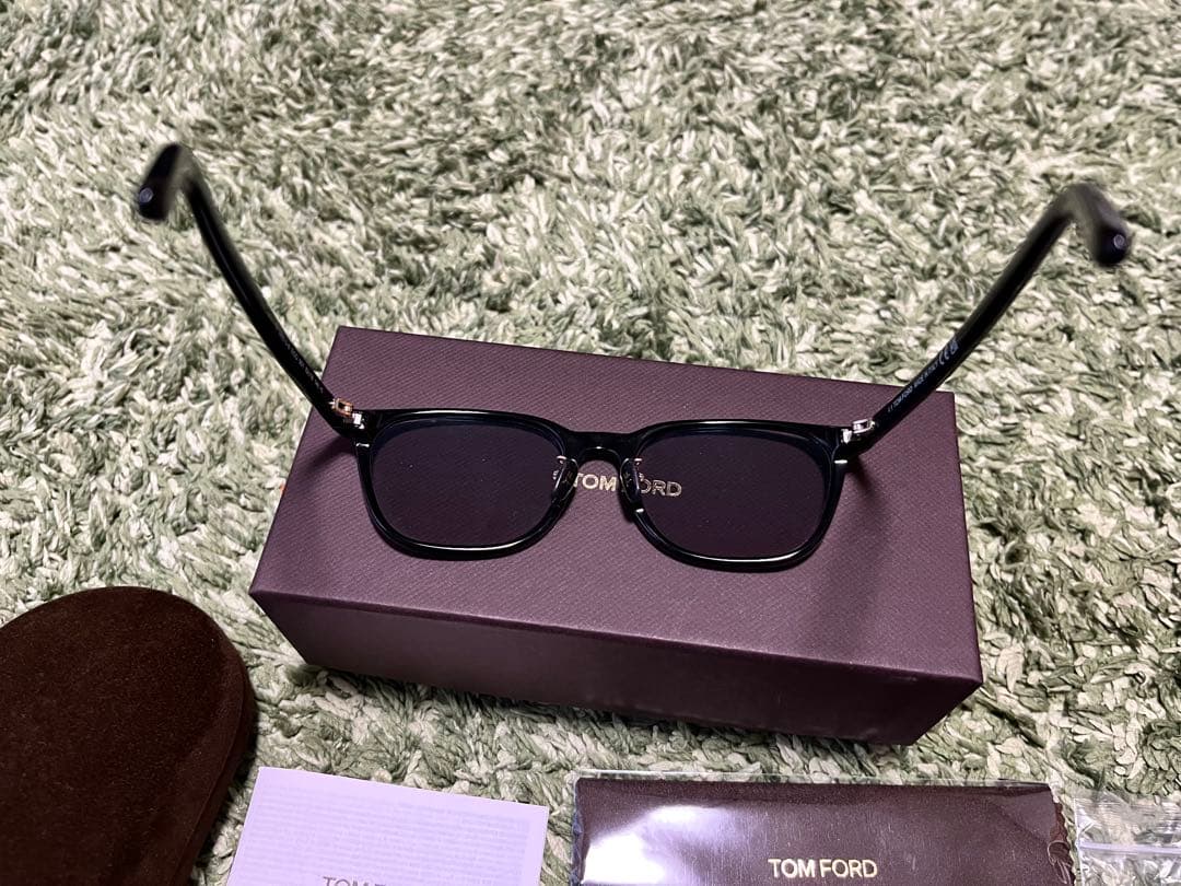 【美品】TOM FORD　トムフォード　TF5860 　サングラス