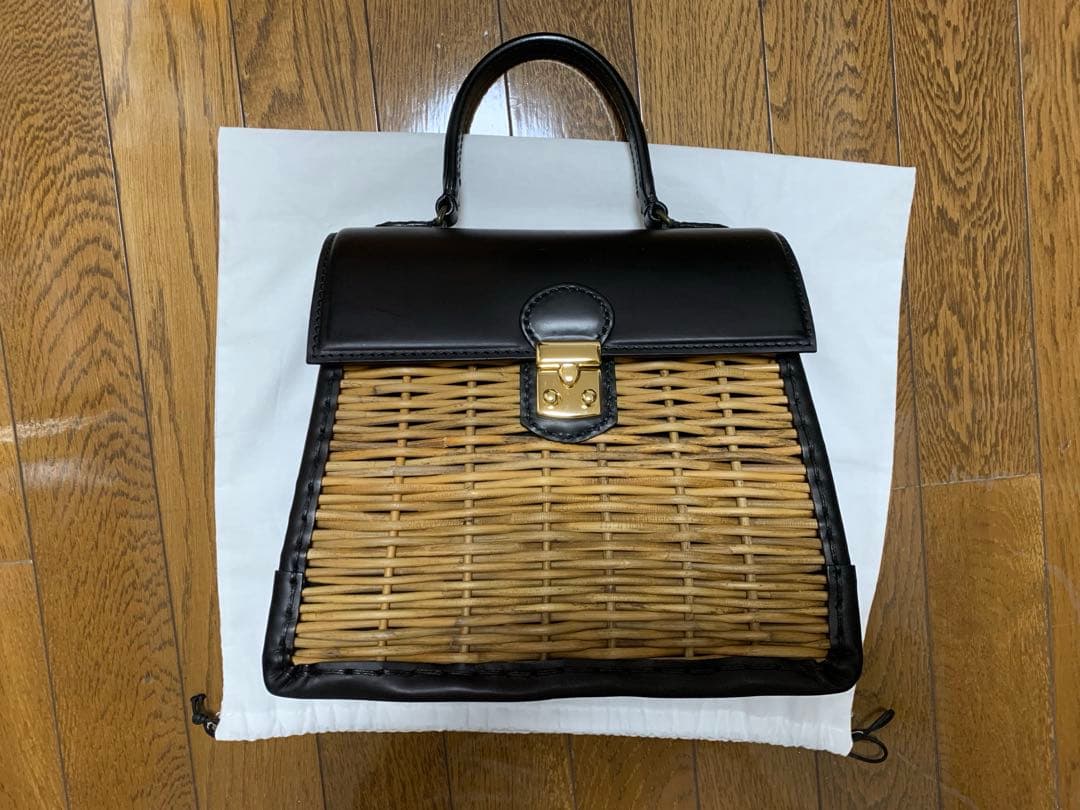 ebagos　エバゴス　カーフハンドバッグ M　ケリー　カーフレザー×紅籐 黒