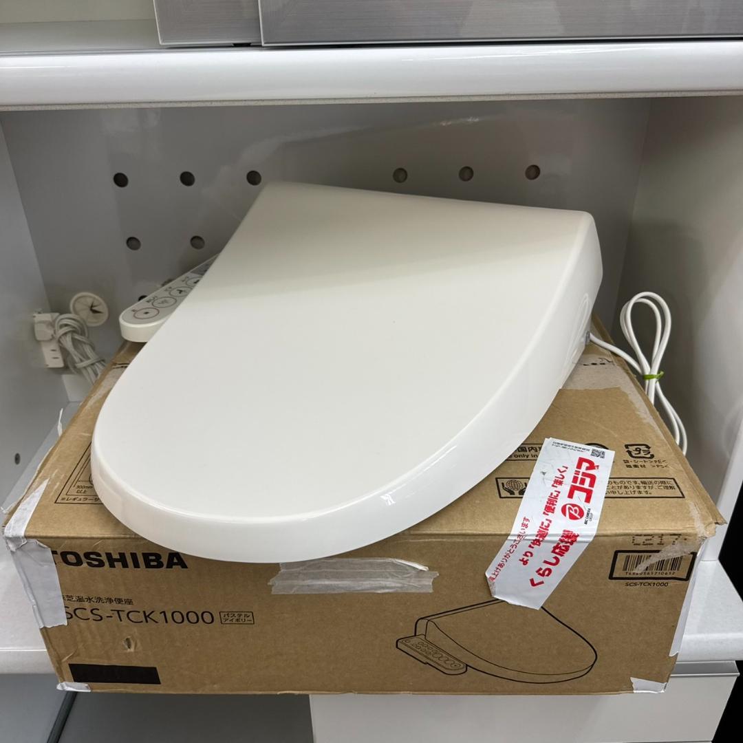 ★東芝　温水洗浄便座　CLEAN WASH　SCS-TCK1000　2022年製