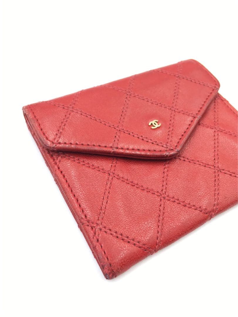 32 シャネル　ラムスキン　ケース