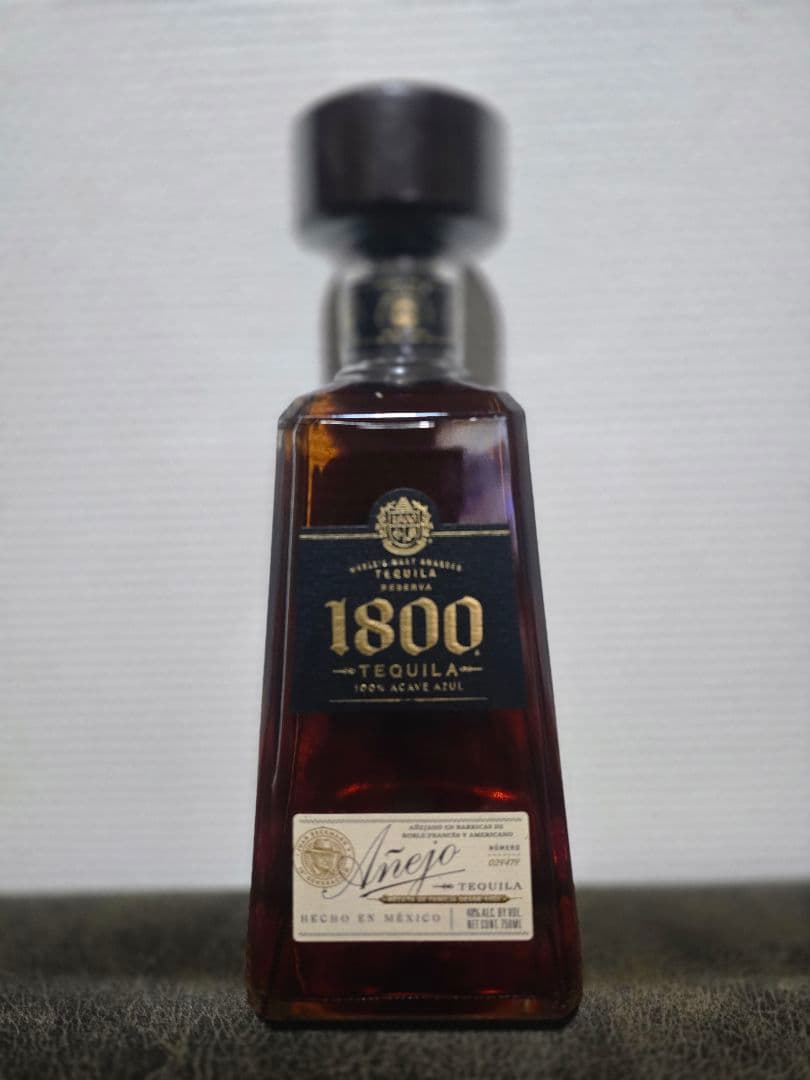 1800 Tequila Añejo 40%　テキーラ アネホ