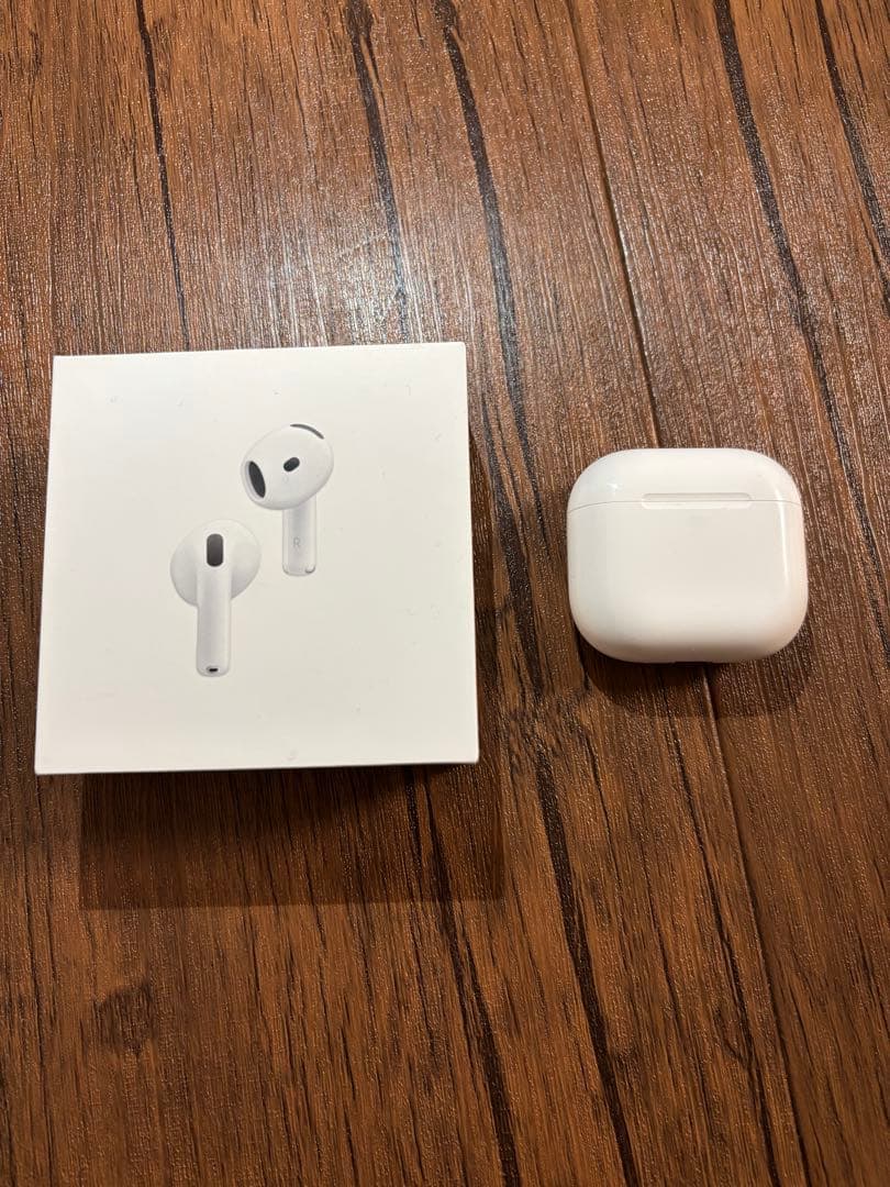 【美品】Apple AirPods 4 (ANC) 本体 AppleCare付き