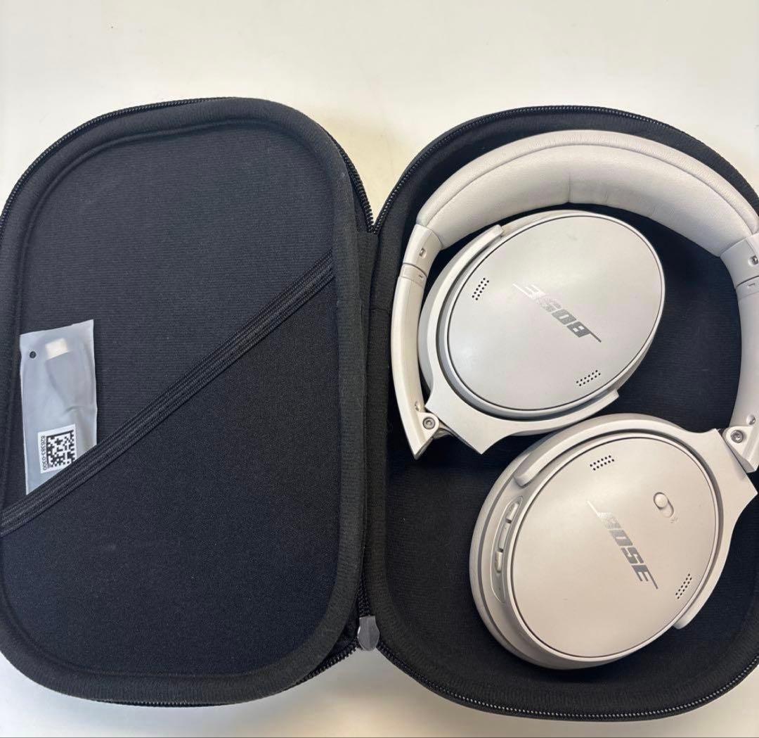 美品 Bose QuietComfort 45 ヘッドホン ホワイト