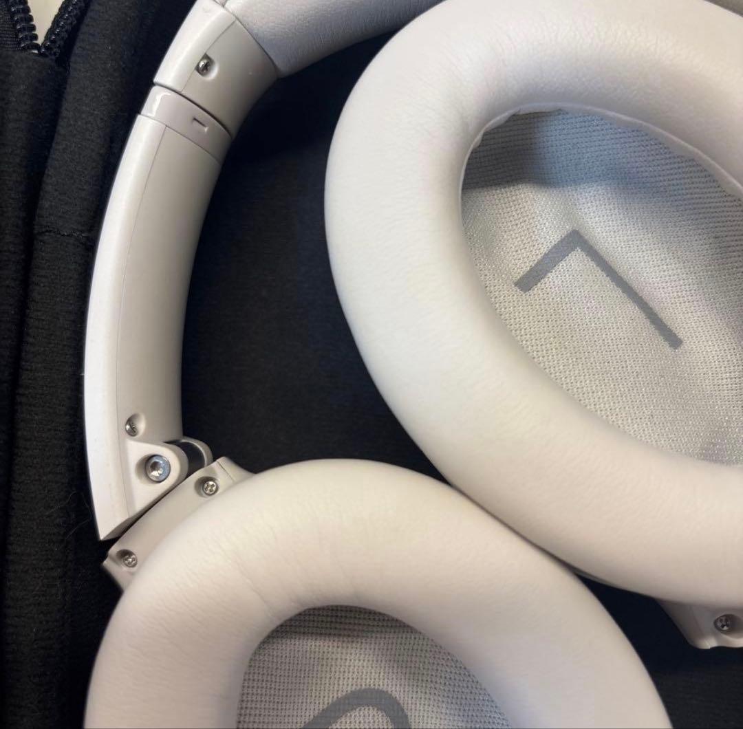 美品 Bose QuietComfort 45 ヘッドホン ホワイト