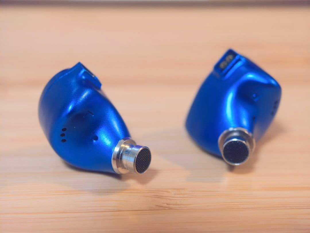 イヤホン BQEYZ x Angeliers WINTER Ultra