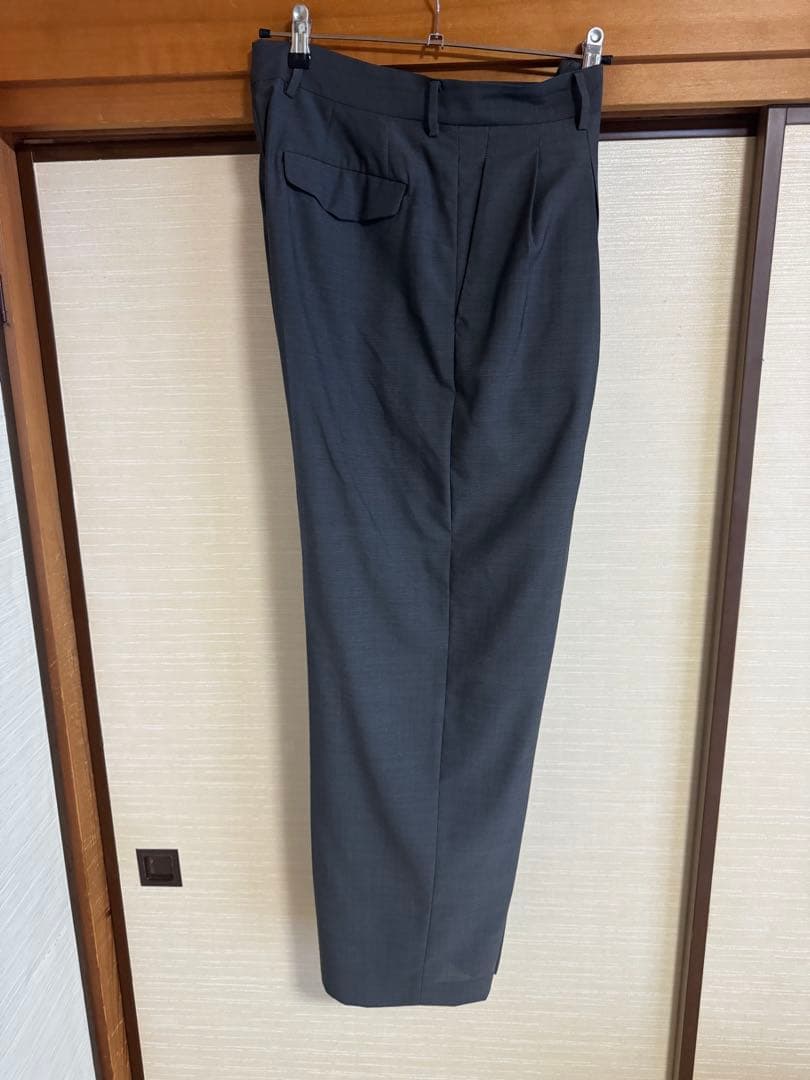 パンツ SUPER LIGHT WOOL TROUSERS