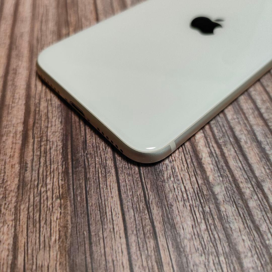 iPhone SE 第3世代 64GB 美品 おまけ大量 バッテリー86%
