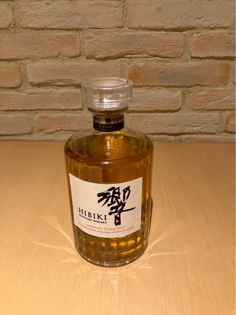 HIBIKI ウイスキー 700ml 43%