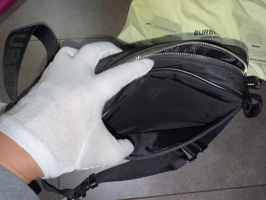 バーバリー　バッグ　ショルダー　BURBERRY